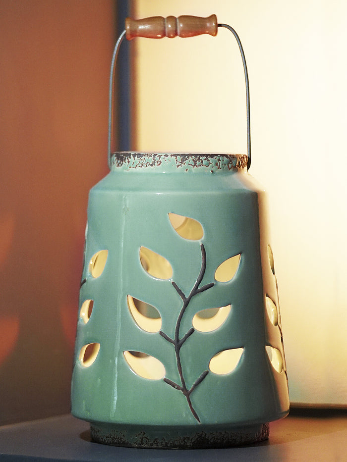 Lantern shape candle holder