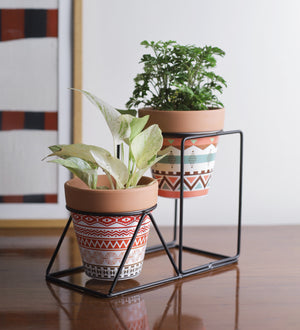 Pot holder with stand and pots