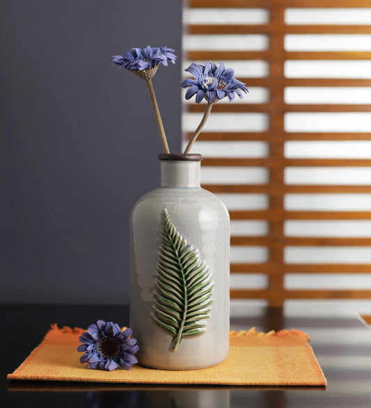 Leaf Design Ceramic Vase With Round Neck