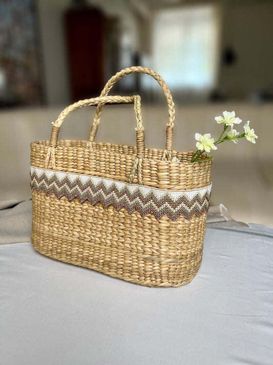 Oval Shape Kauna Grass Gift Hamper